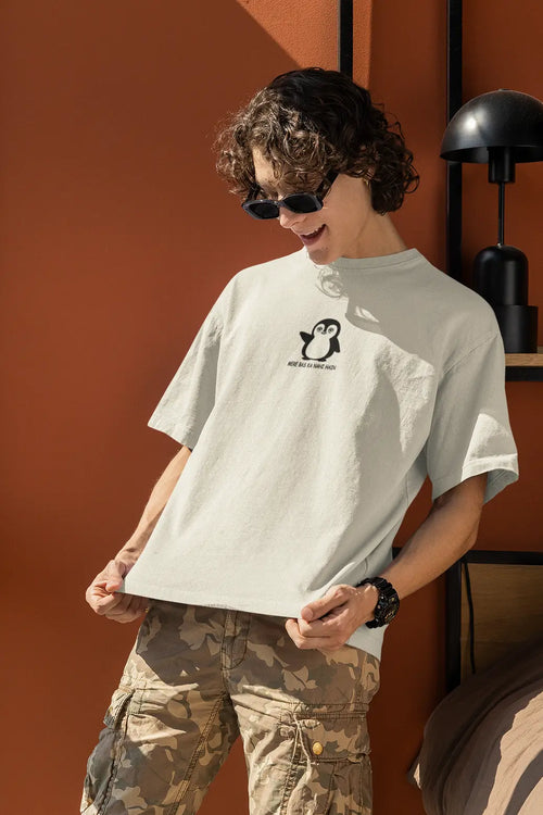 Oversized T-Shirt: Mere Bas ka nahi hain